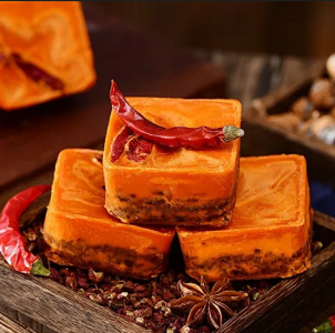 重慶火鍋混合油獨特風(fēng)味何來？揭秘熬制秘訣！